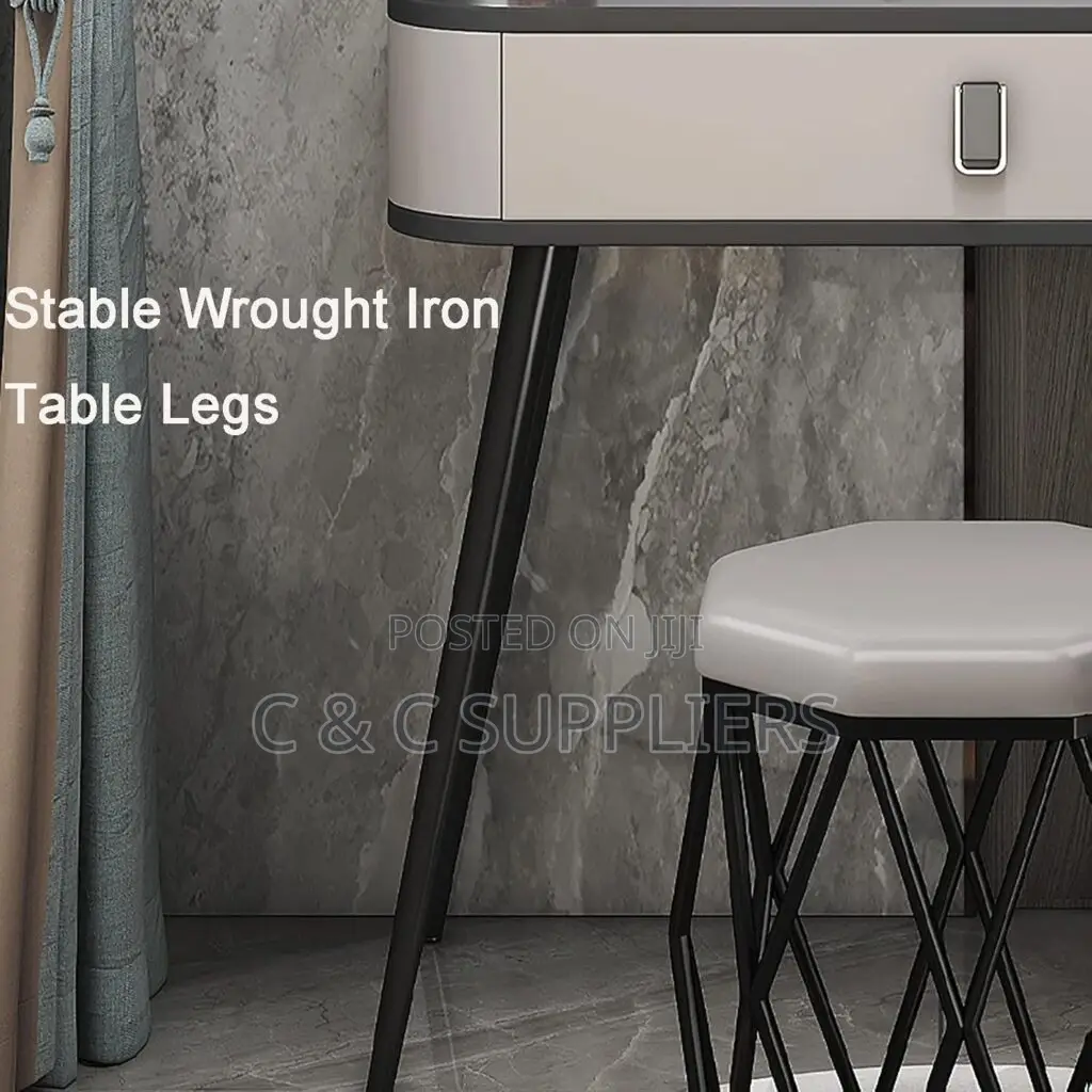Modern Home Vanity Make Up Table.