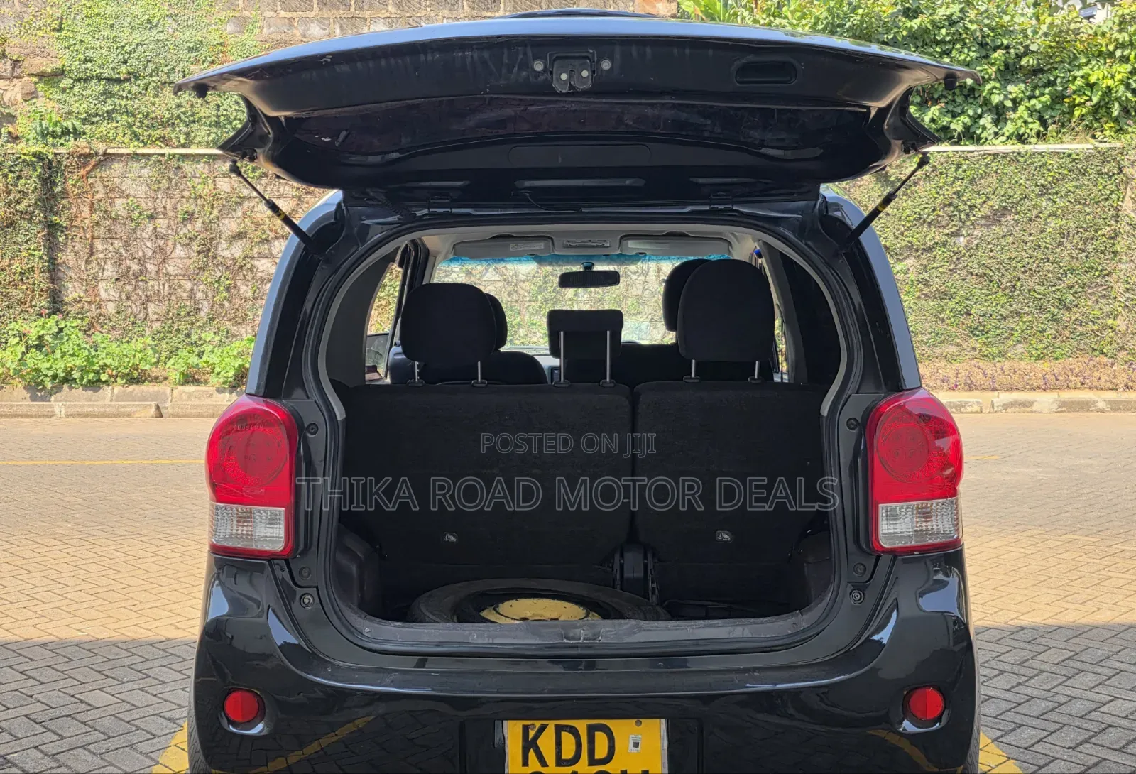 Toyota Porte 2014 Black