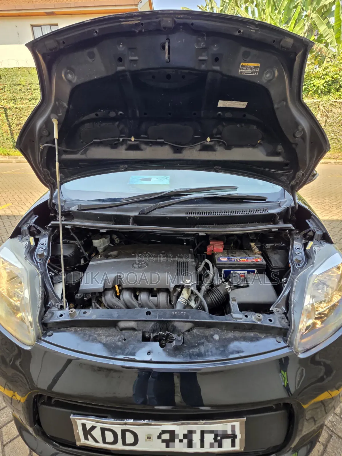 Toyota Porte 2014 Black