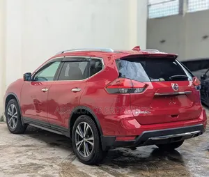 Nissan X-Trail 2020 Red