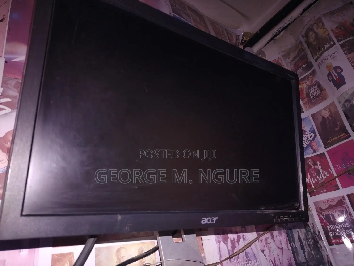 TFT Monitor