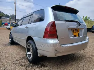 Toyota Corolla Fielder 2001 Silver