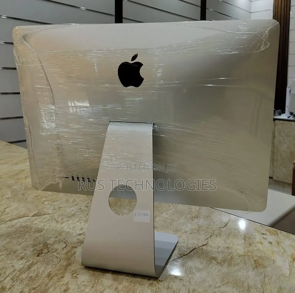 Desktop Computer Apple iMac 8GB Intel Core i7 HDD 1T
