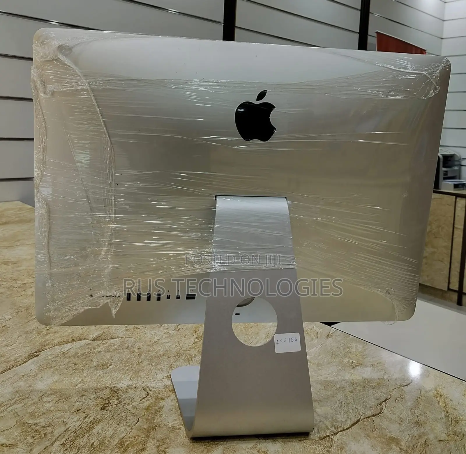 Desktop Computer Apple iMac 8GB Intel Core i7 HDD 1T