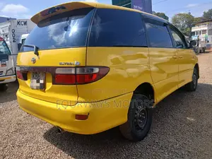 Toyota Estima 2001 Yellow