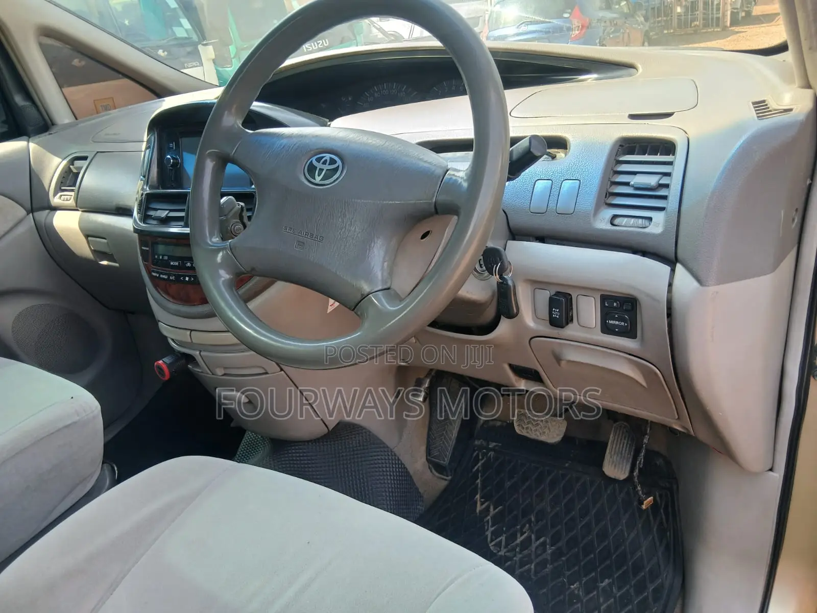 Toyota Estima 2001 Yellow