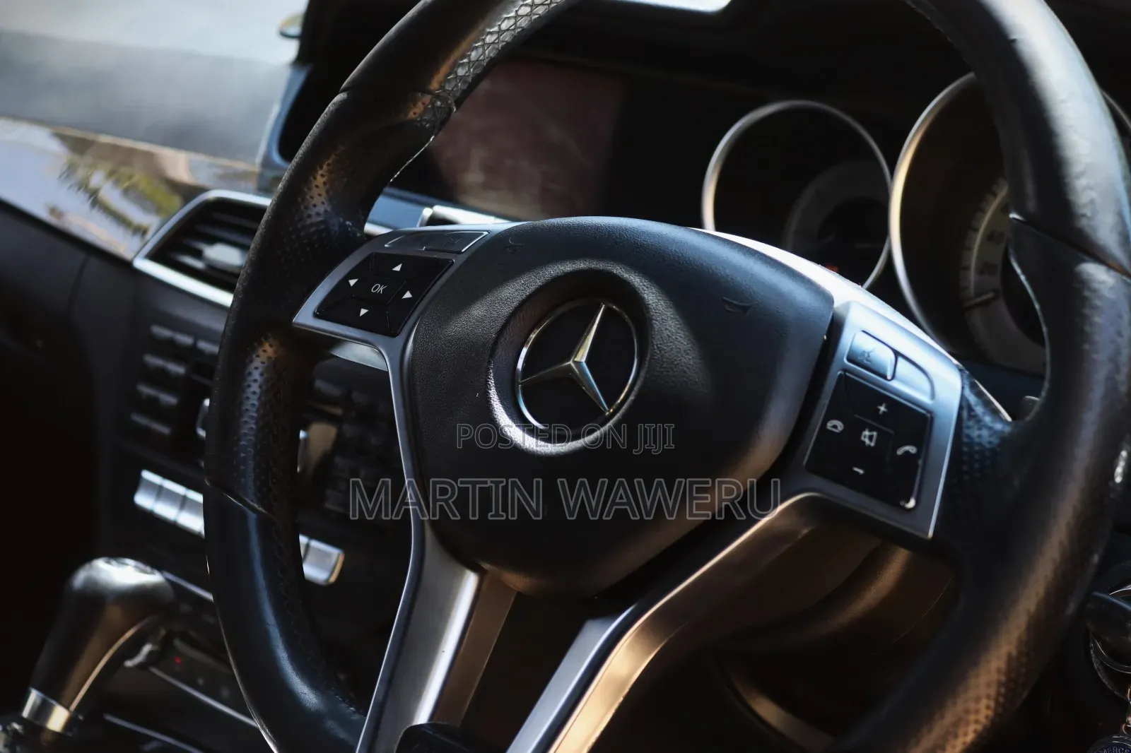 Mercedes-Benz C200 2014 Black