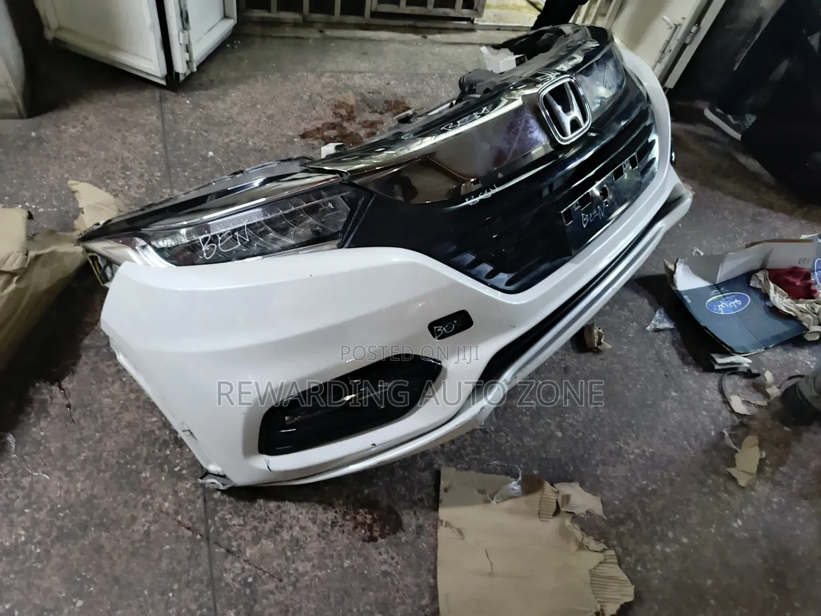 Honda Vezel Nosecut 2019
