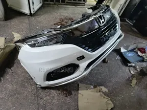 Honda Vezel Nosecut 2019
