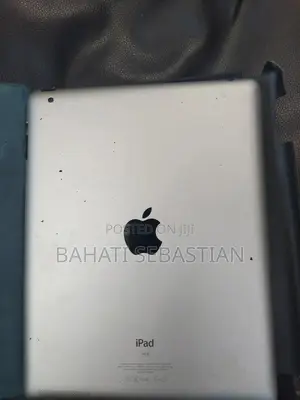 Apple iPad 2 Wi-Fi 16 GB White