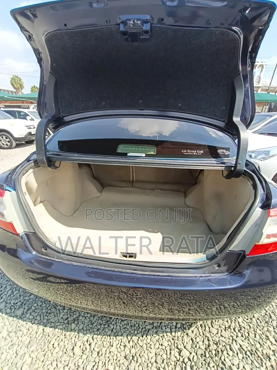Toyota Premio 2013 Black