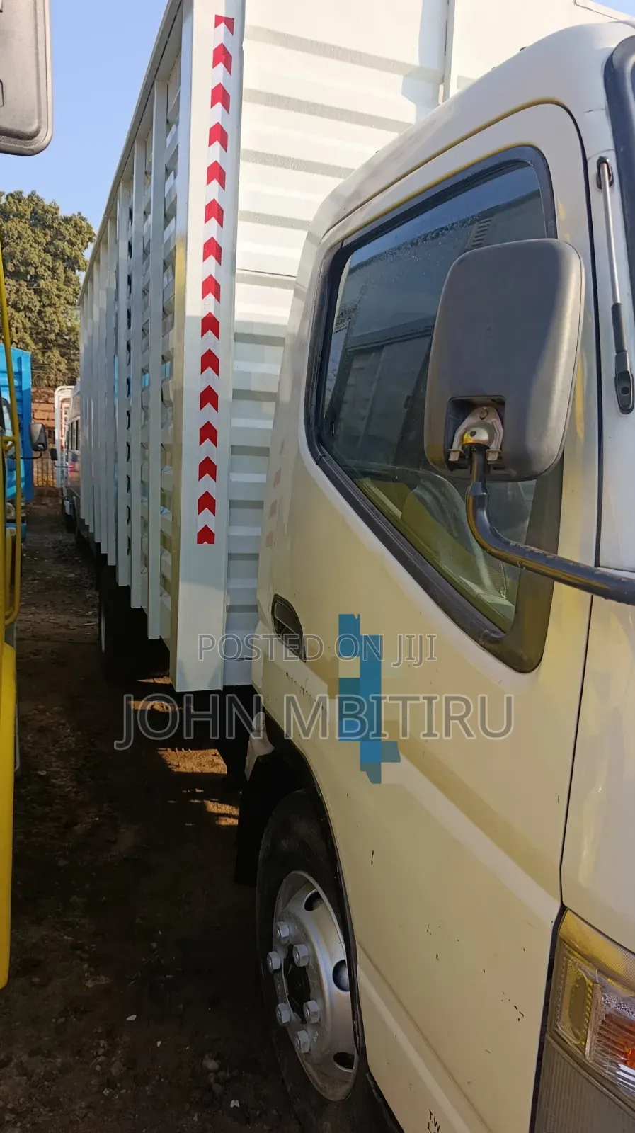 Mistubishi Canter FE 85 2021 White