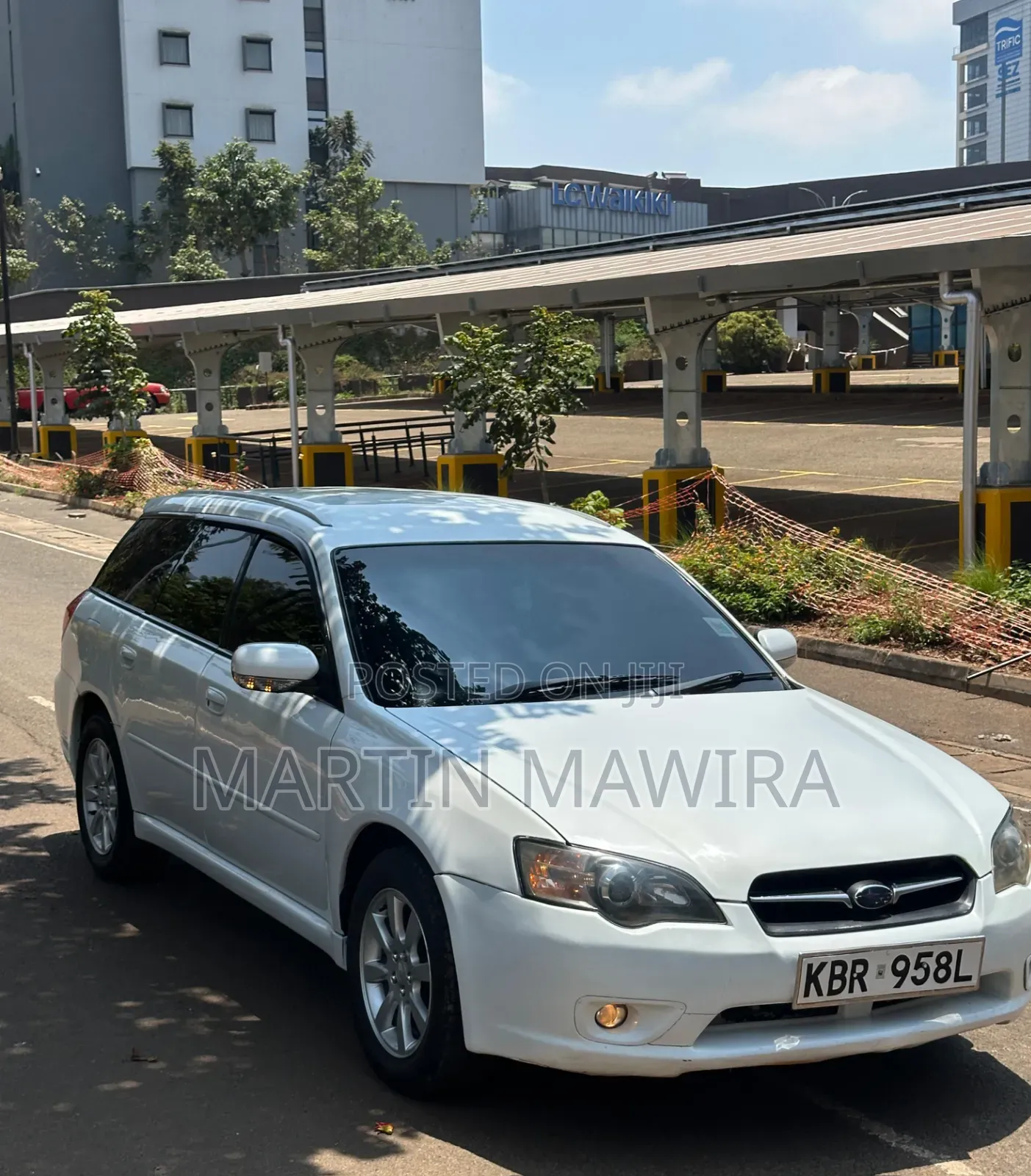 Subaru Legacy 2005 White