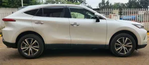 Toyota Harrier 2020 Pearl