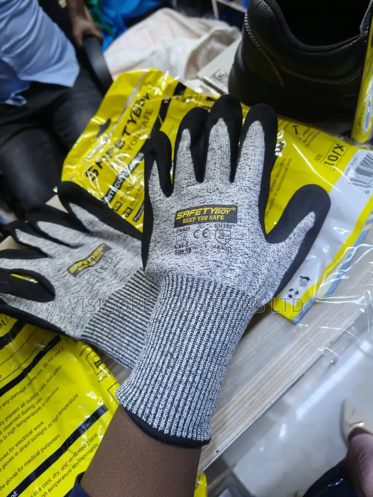 Anti Cut Resistant Gloves
