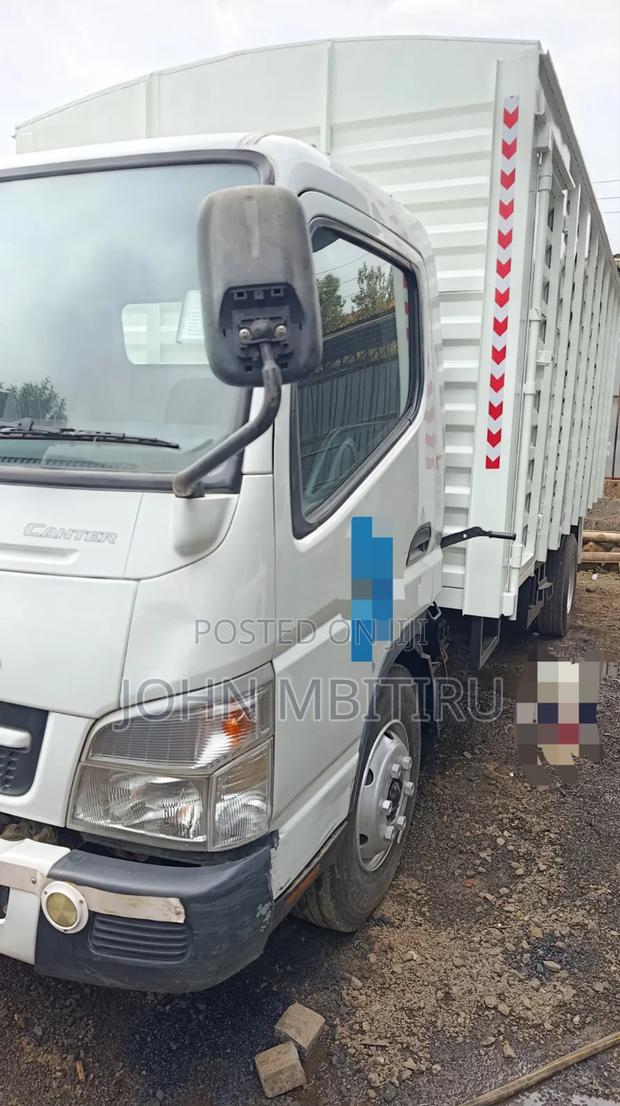 Fuso CANTER - thumbnail 2