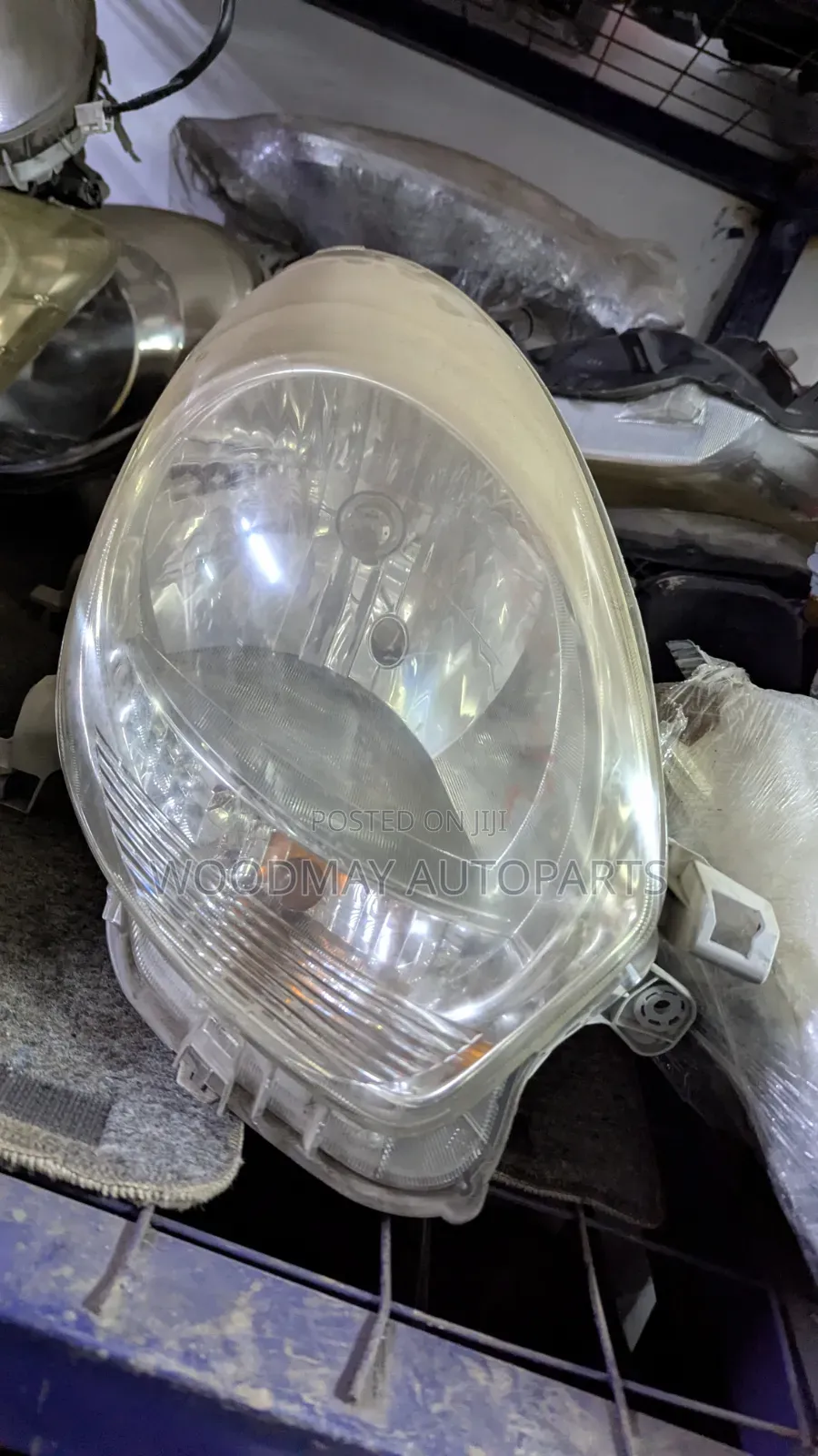 Toyota Passo Headlight