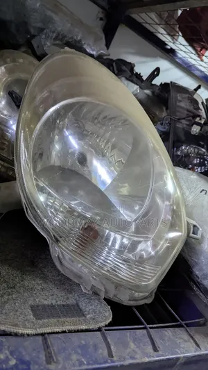 Toyota Passo Headlight