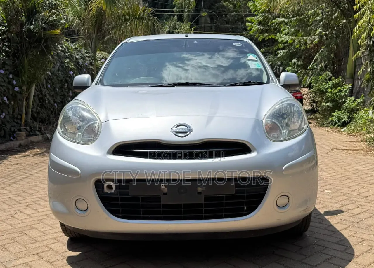 Nissan March 2014 Silver