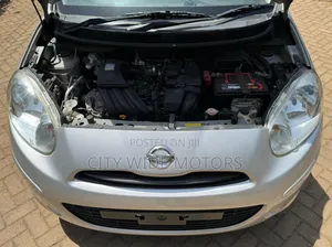 Nissan March 2014 Silver