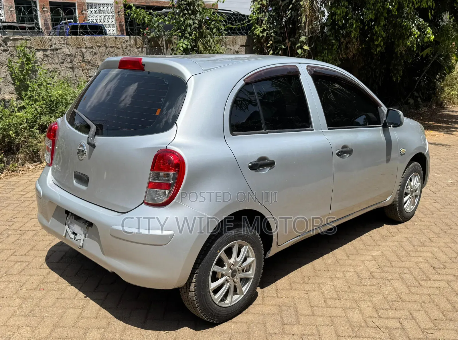 Nissan March 2014 Silver