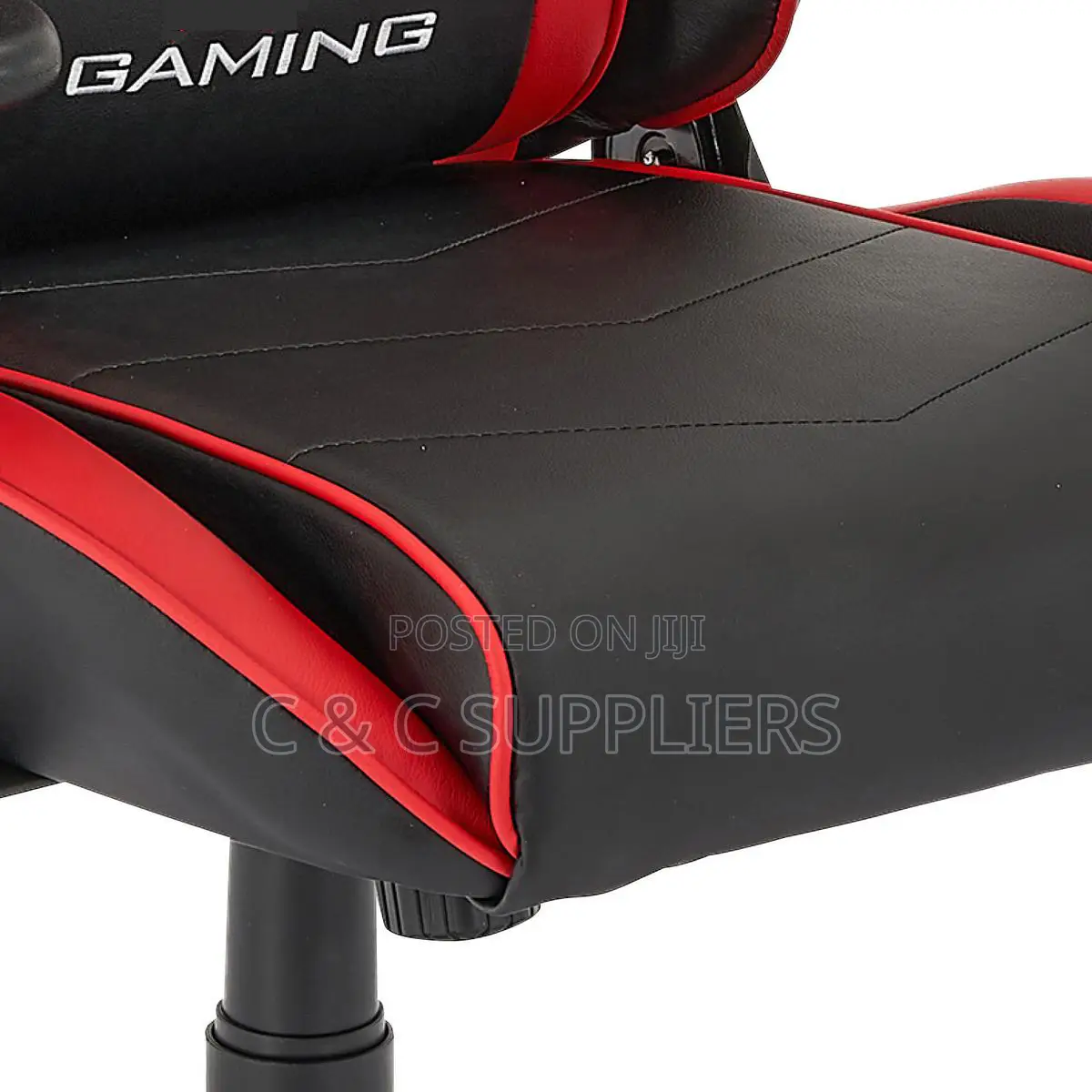 Adjustable Leather Gaming Seat.