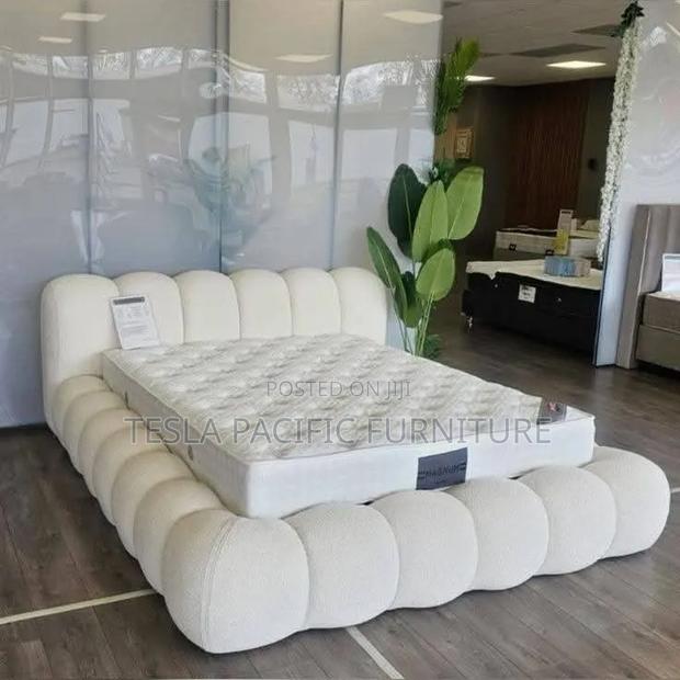 5by6 Luxurious Modern Bubble Beds With Elegance Design and Durable