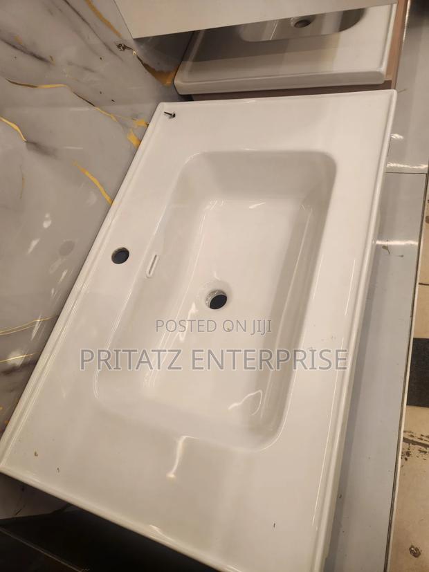 Bathroom Cabinet - thumbnail 3