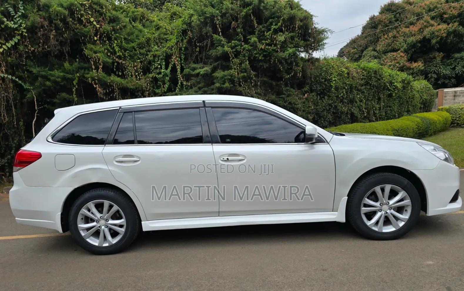 Subaru Legacy 2012 White