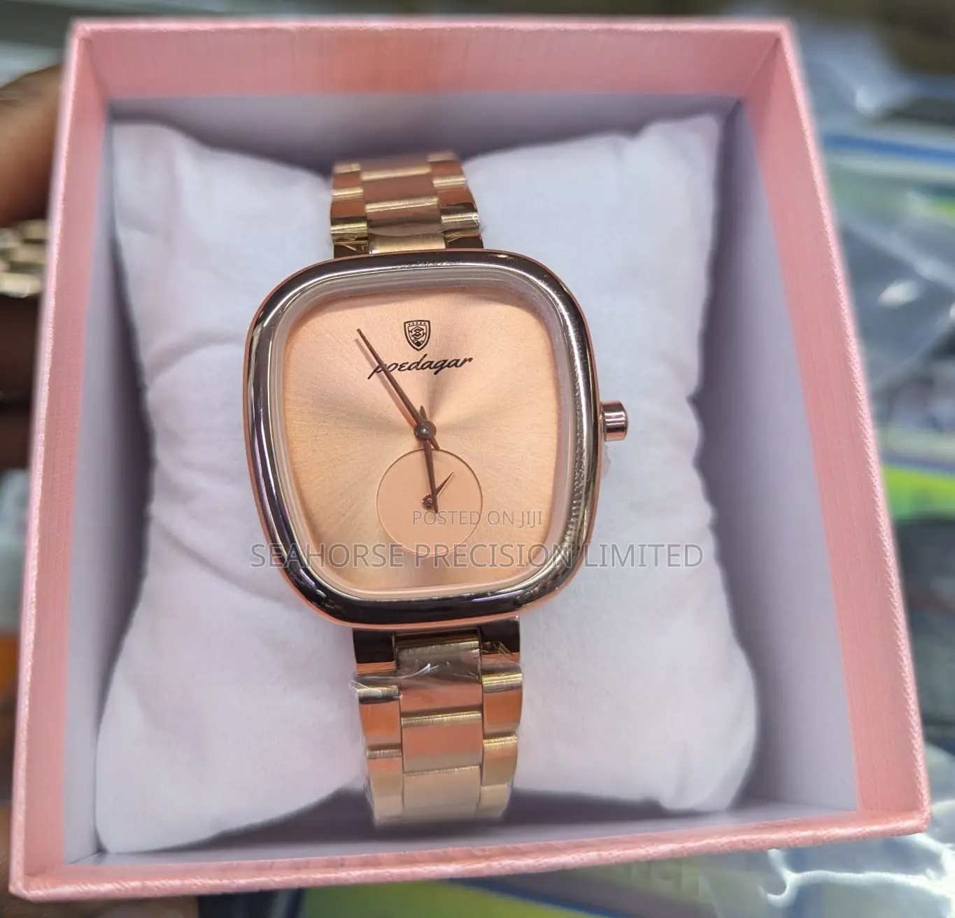 POEDAGAR Ladies’ Luxury Quartz Watch