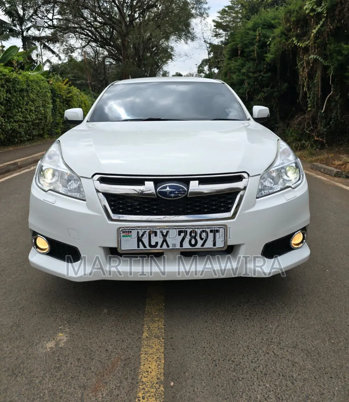 Subaru Legacy 2012 White