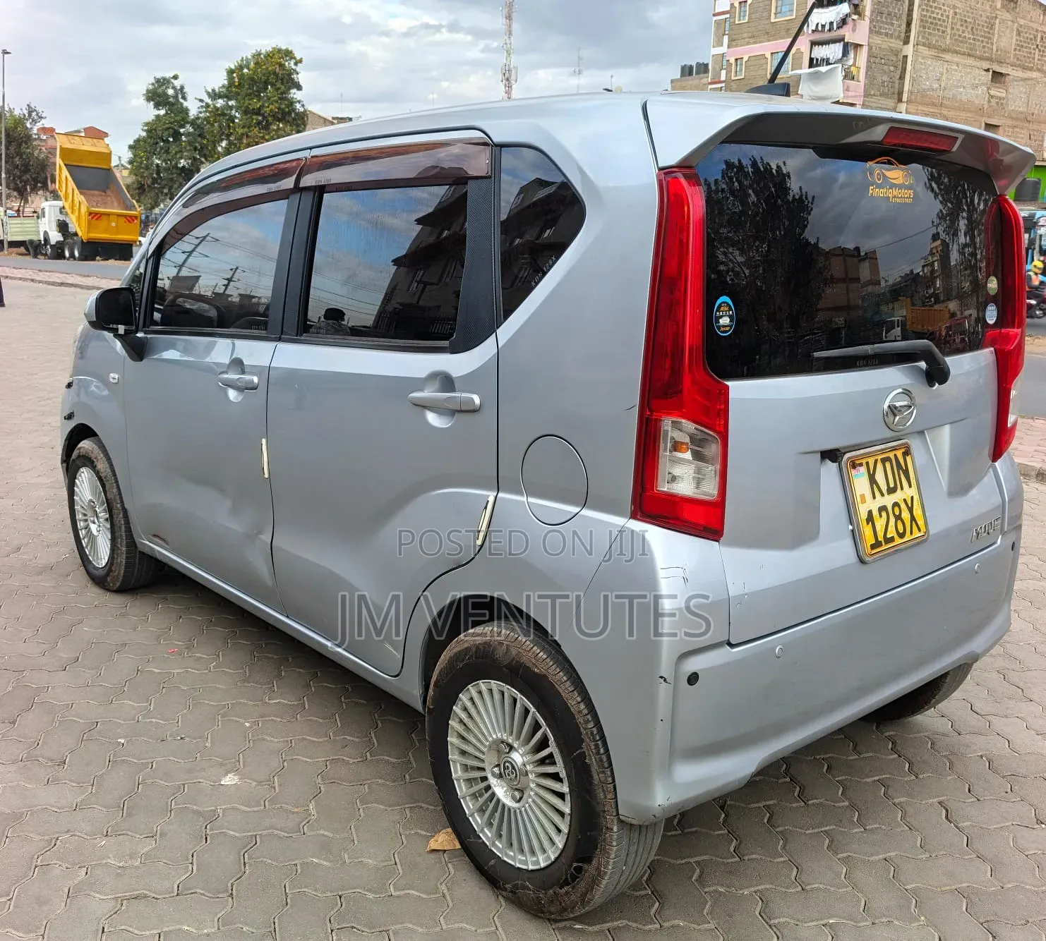 Daihatsu Move 2016 Silver