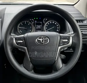 Toyota Land Cruiser Prado 2.8 2019 White