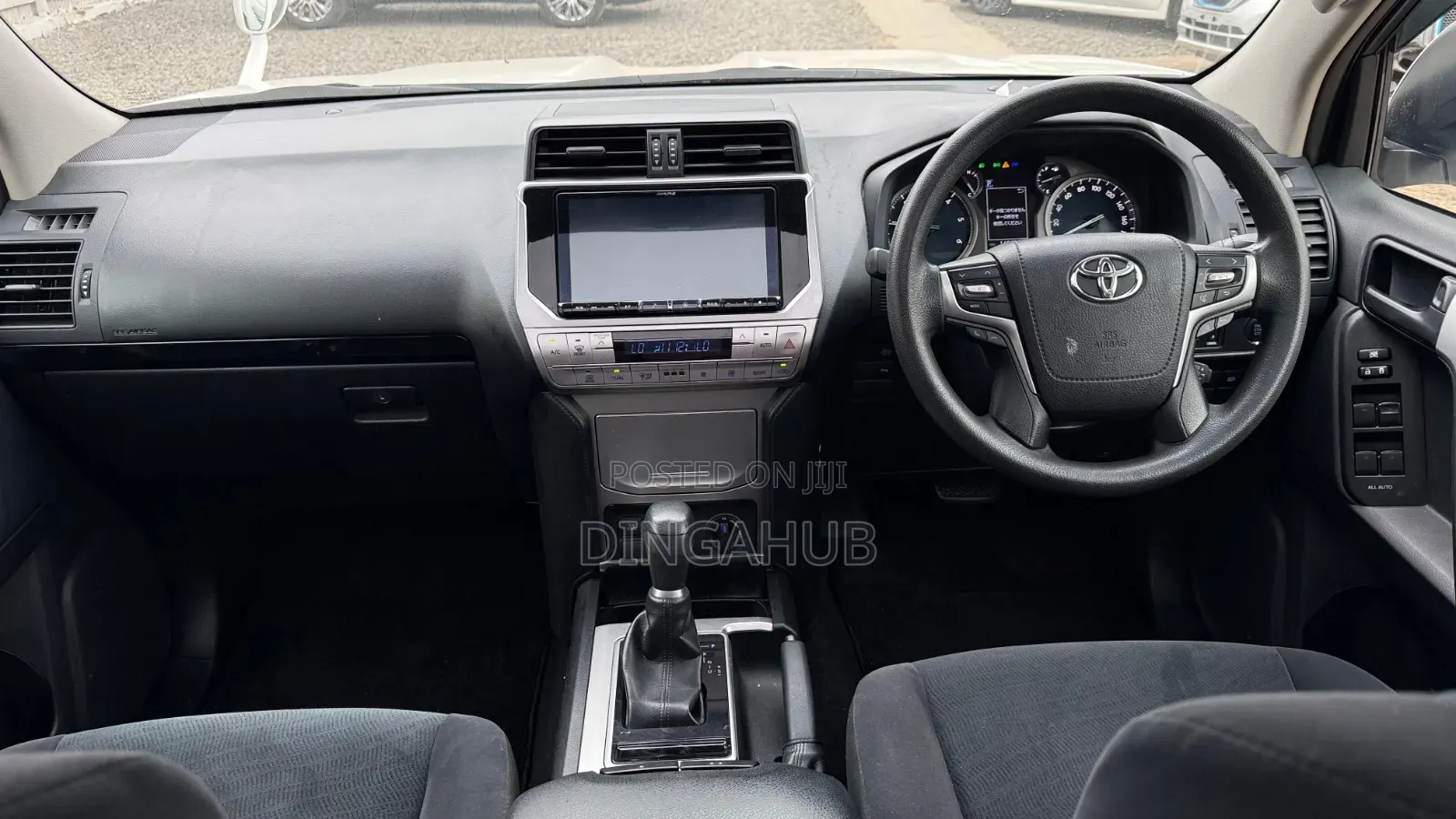 Toyota Land Cruiser Prado 2.8 2019 White