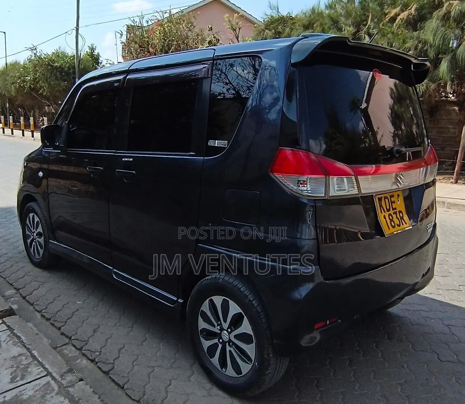 Suzuki Solio 2015 Black