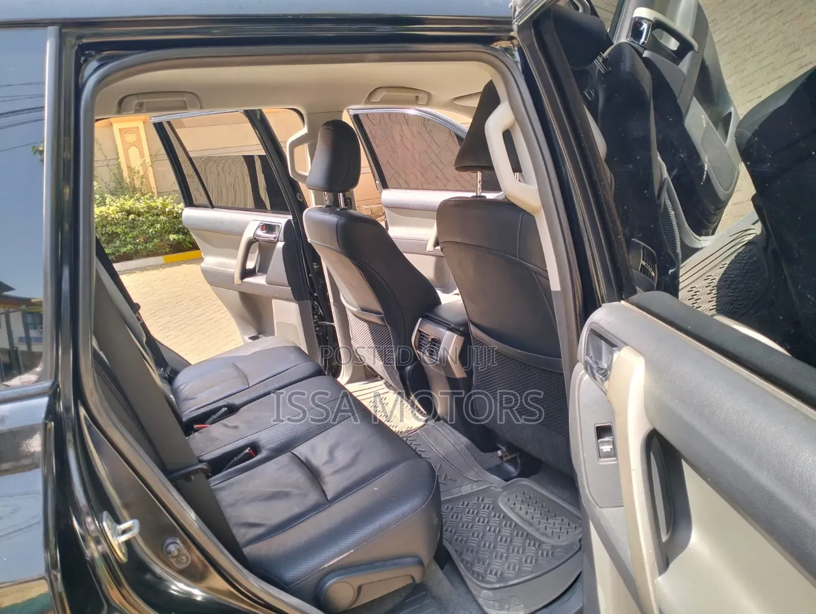 Toyota Aurion 2012 Black