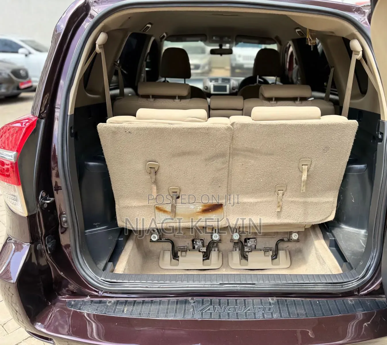 Toyota Vanguard 2011 Burgundy
