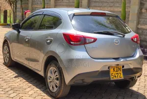Mazda Demio 2016 Silver