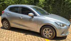Mazda Demio 2016 Silver