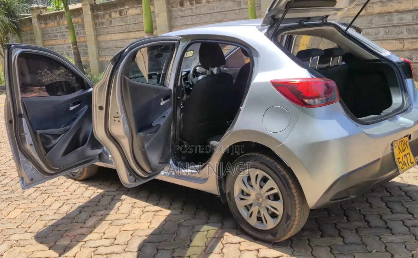 Mazda Demio 2016 Silver