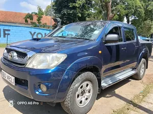Toyota Hilux 2008 Blue