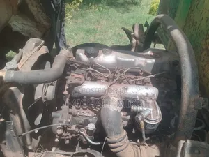 Engine 4d 32 , Mitsubishi Canter
