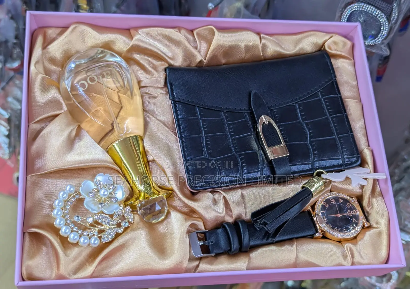 Ladies’ 4-in-1 Fashion Gift Set – Watch, Wallet, Perfume & Brooch