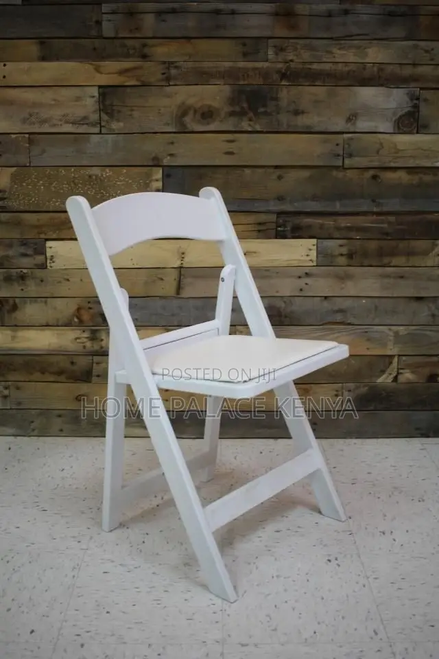 Event Chair; Comfortable Padded Banquet Chair for Events and Dining