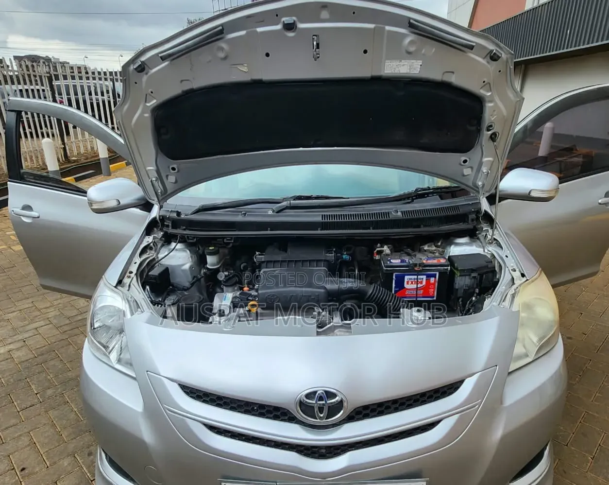 Toyota Belta 2009 Silver