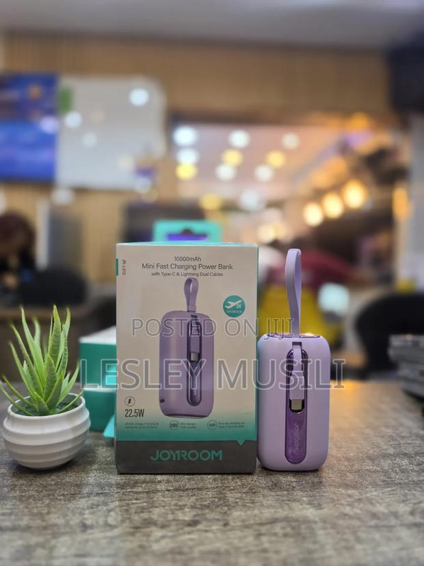 JOYROOM JR-L012 22.5W Mini Power Bank 10000mAh With Dual Cables