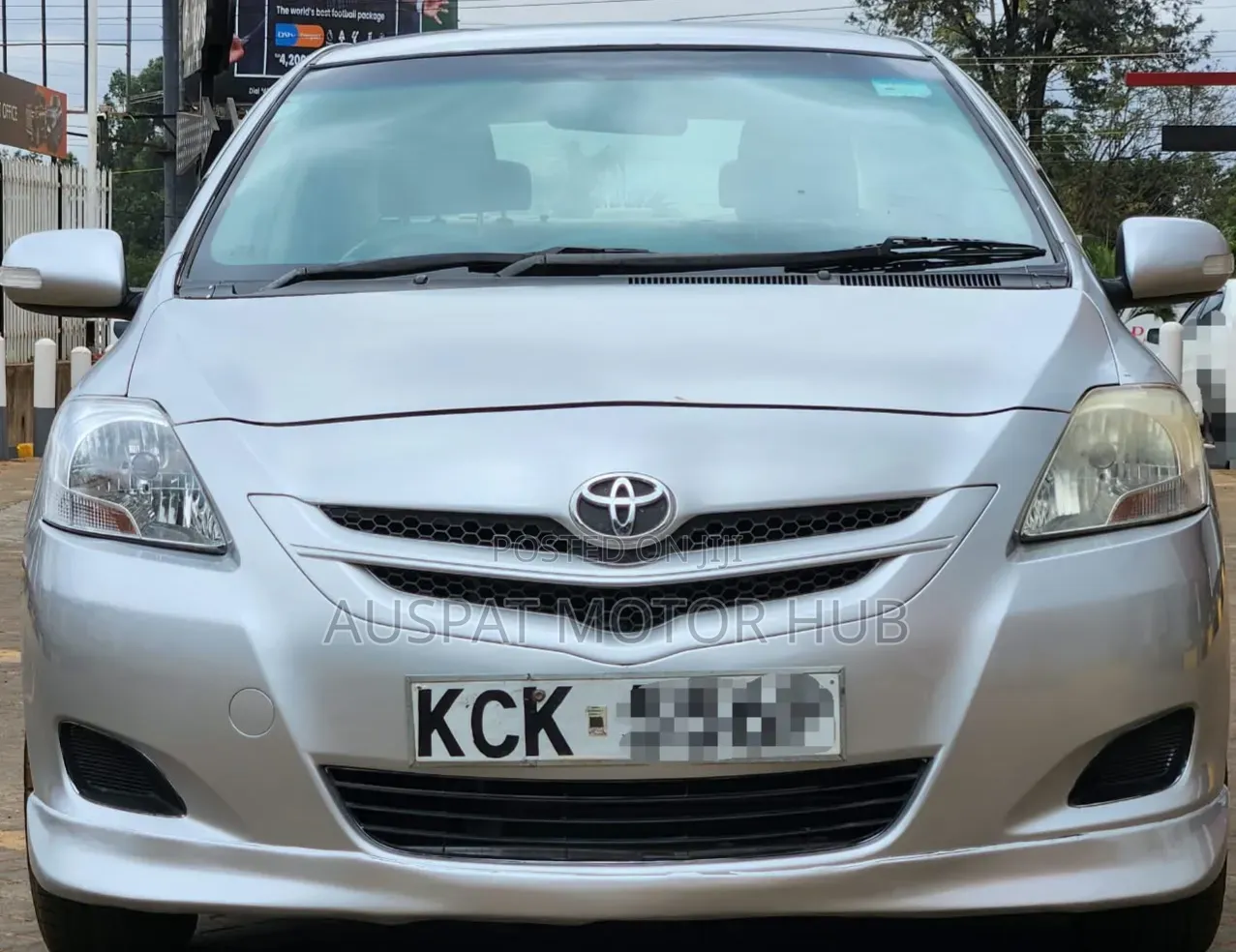Toyota Belta 2009 Silver
