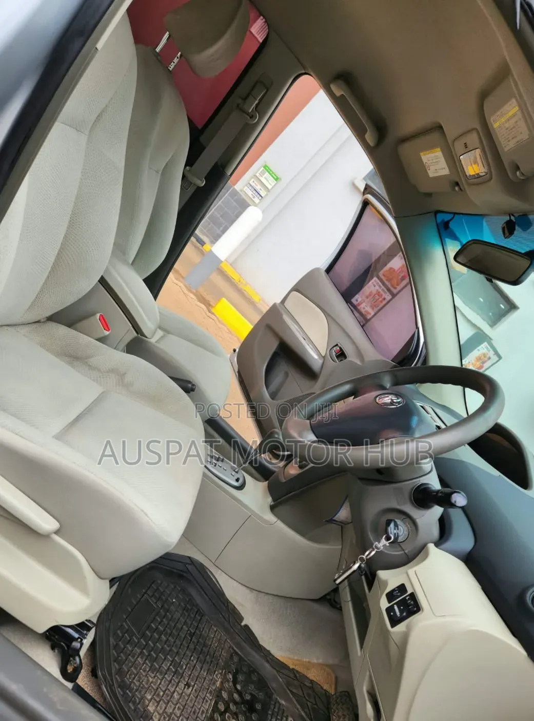 Toyota Belta 2009 Silver