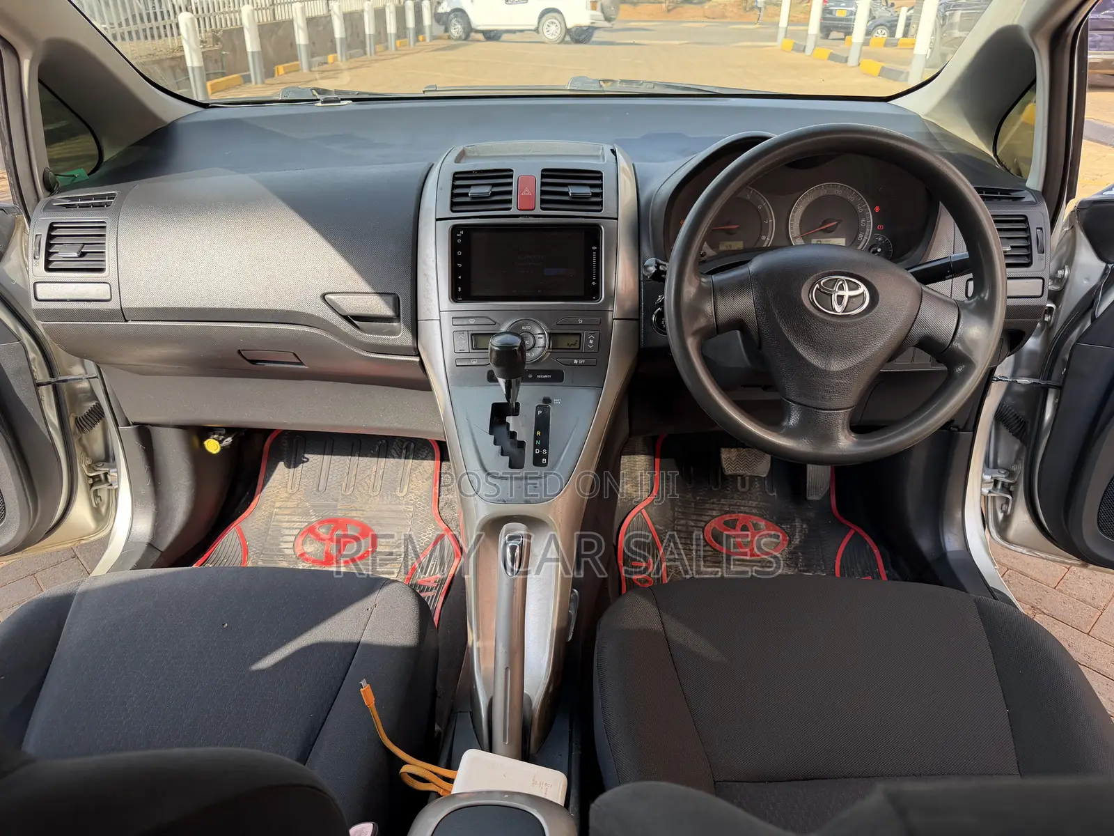 Toyota Auris 2005 Silver