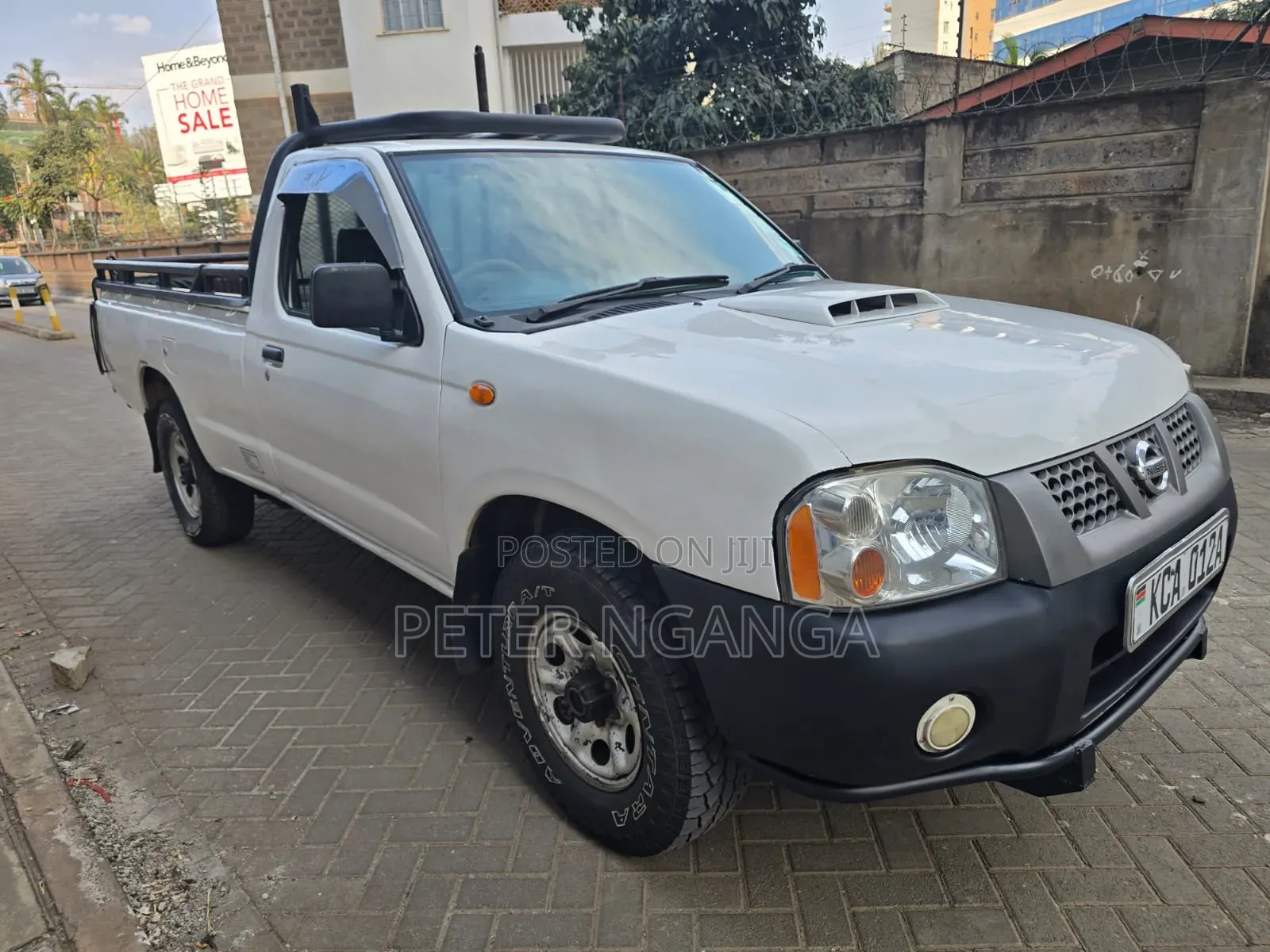 Nissan NP300 2013 White